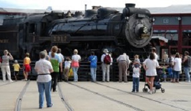 Visitors observe CP #2317 on the turntable