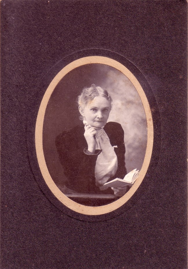 Photo of Mary later in her life.