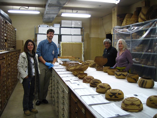 Consultation on Karuk baskets at the San Diego Museum of Man.