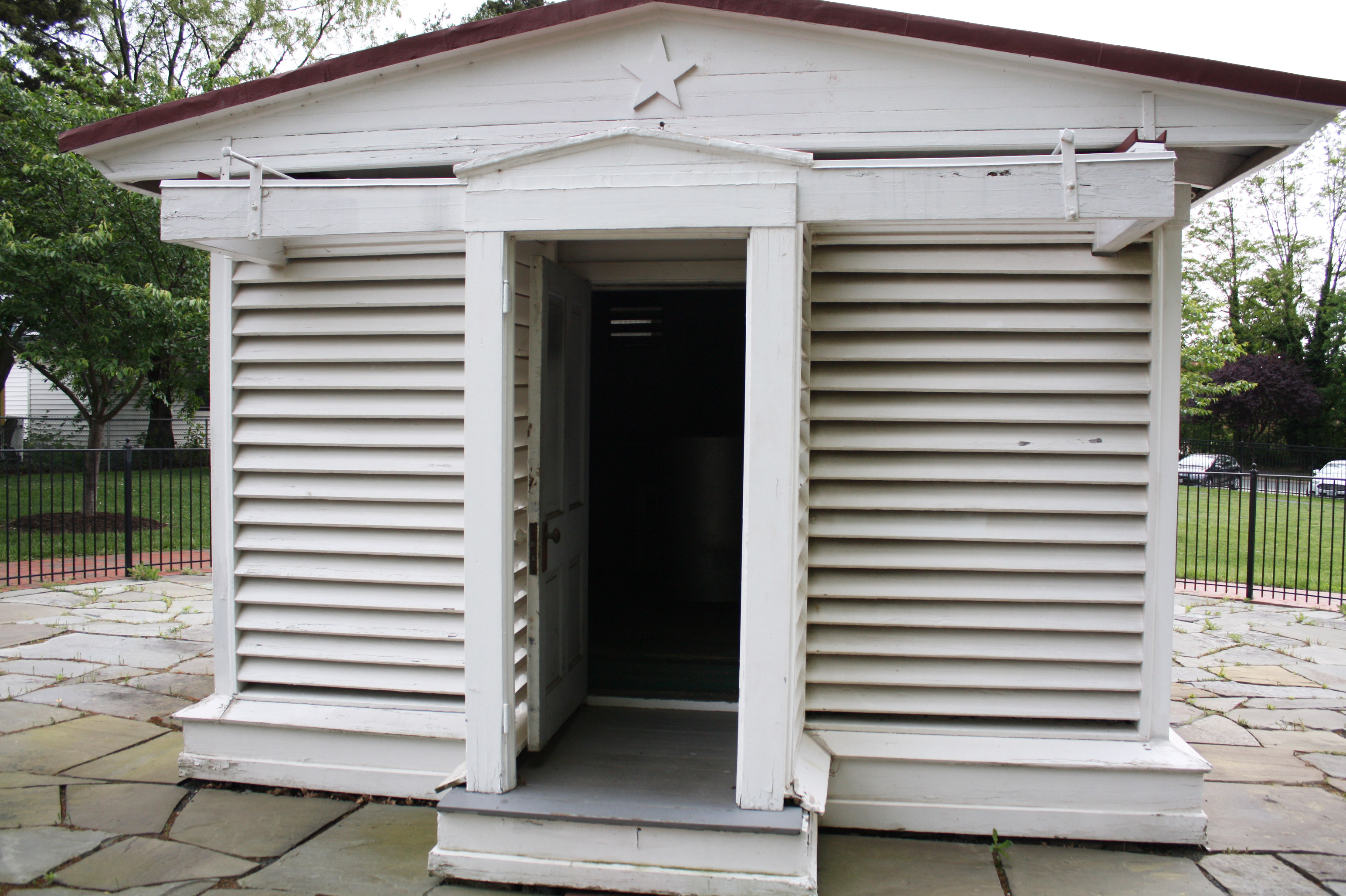 entrance to Gaithersburg Latitude Observatory