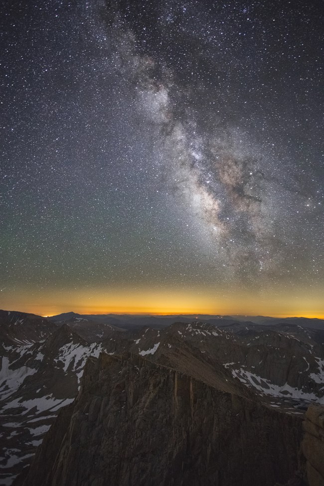 Light skyglow of LA at night from Mt. Whitney