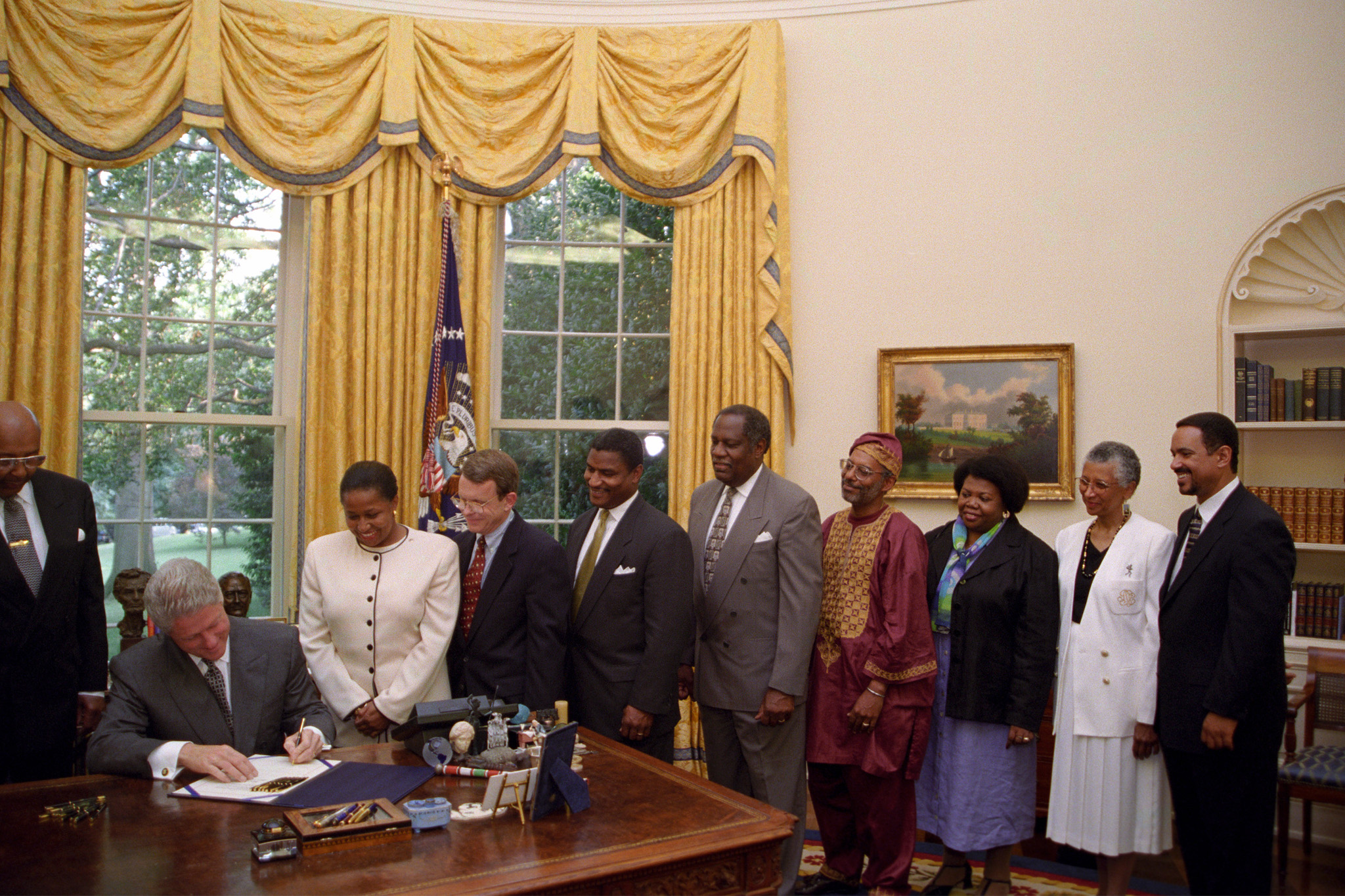 Bill clinton signing NTF act