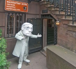 image of mascot at entrance of Theodore Roosevelt Birthplace