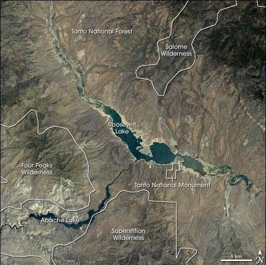 Aerial view of the Tonto Basin with Tonto National Monument outlined.