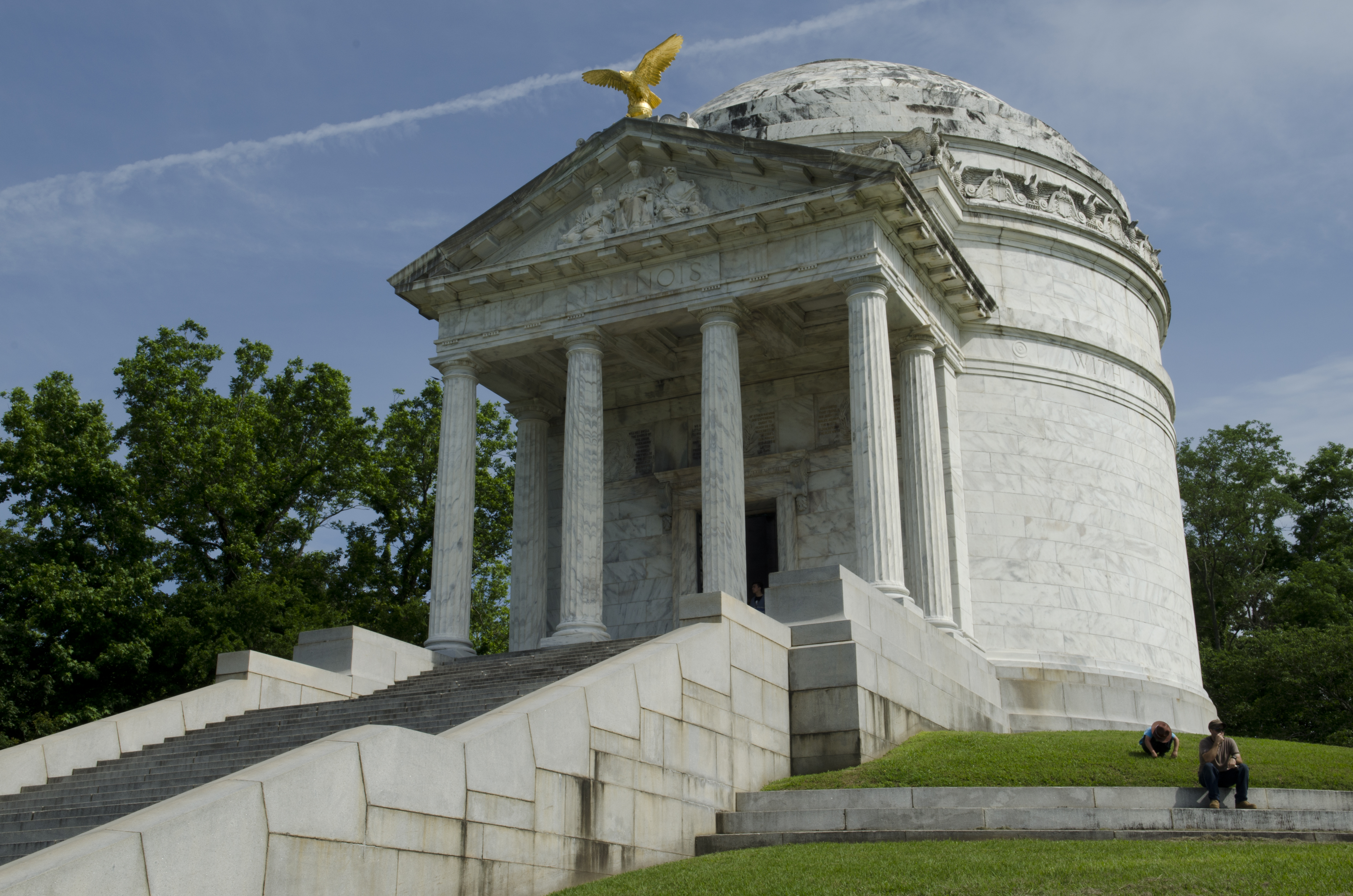 Illinois Memorial