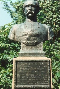 Brig. Gen. Edward Ferrero, bronze bust
