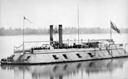 USS Saint Louis with crew aboard