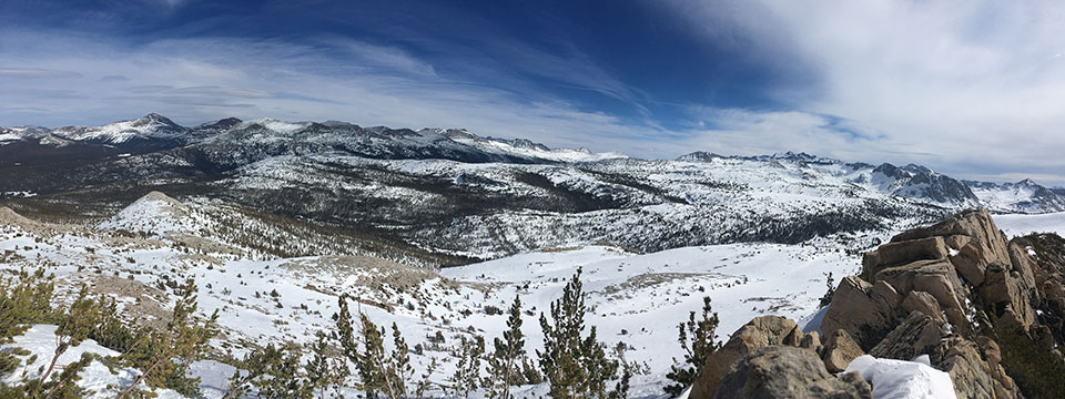 The Kuna Crest and Cathedral Range from Johnson Peak on March 3, 2022.