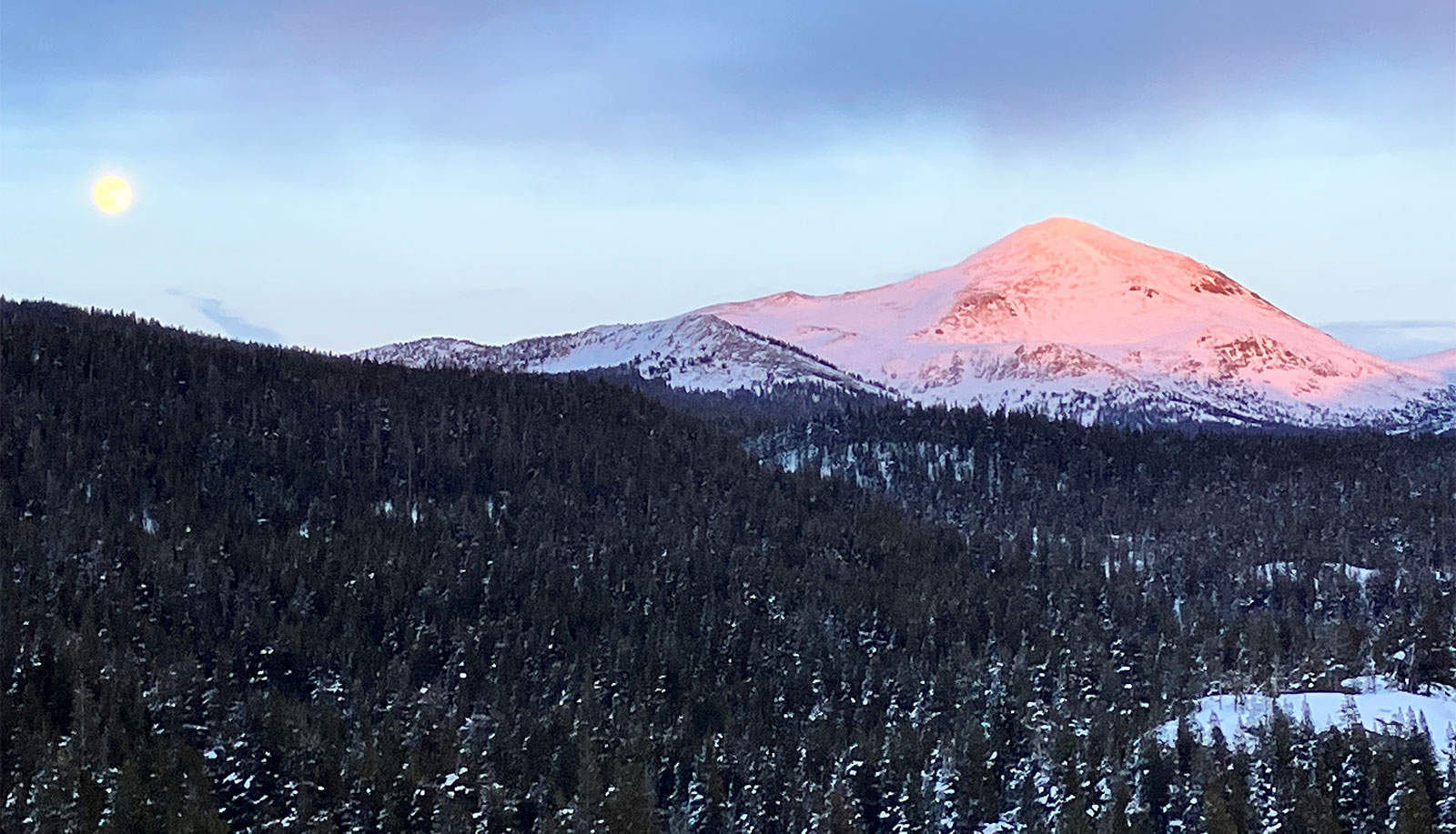 Wolf moonrise over Mt. Dana on January 2, 2026.