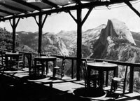 B&W historic photo of Glacier Point cafe