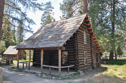 Homestead Cabin with other cabins in the background.