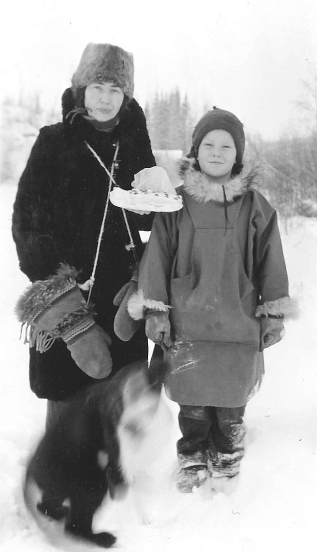 Mildred and Al Hendricks Jr in winter
