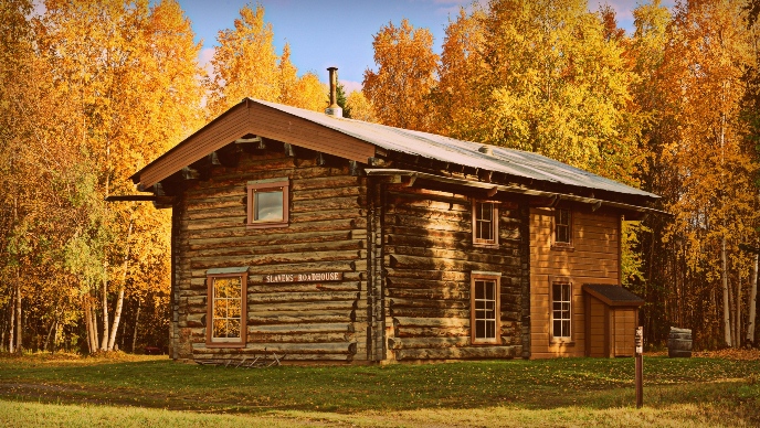 Slaven's Roadhouse in fall colors