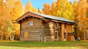 Slaven's Roadhouse in fall colors