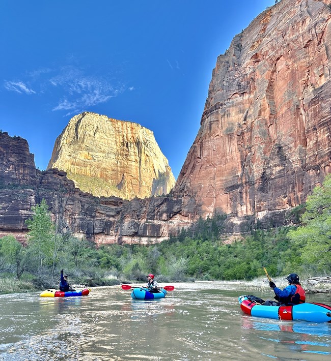 Park run boaters in Zion
